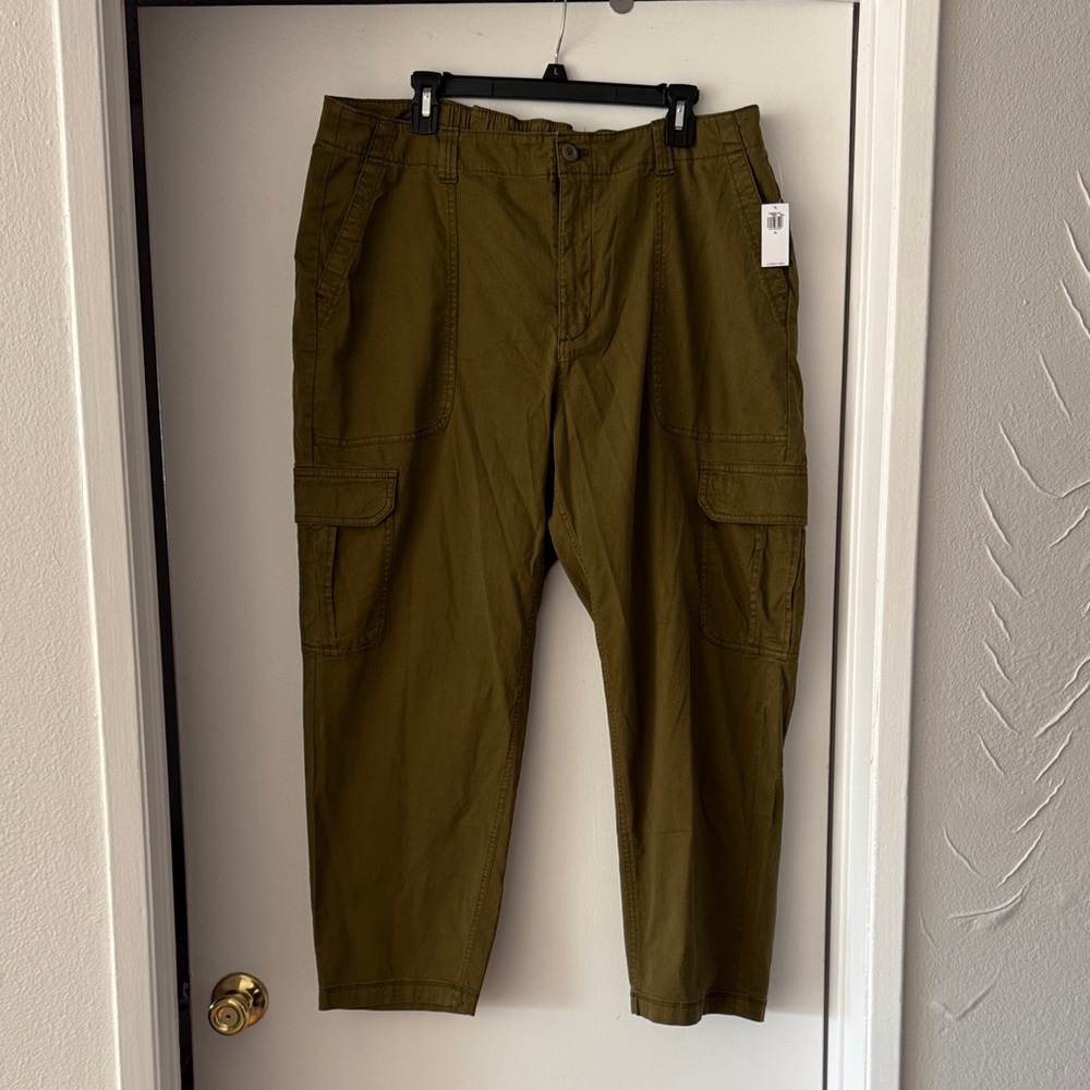 Old Navy Olive Green High Waisted Cargo Pants